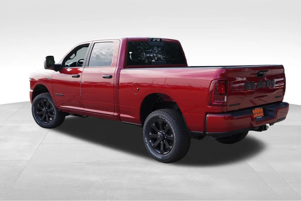 New 2027 Molten Red Pearl-Coat Exterior Paint RAM Big Horn image 5