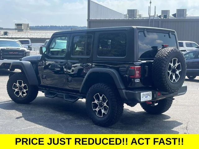 Certified Used 2023 Black Clearcoat Jeep Rubicon image 6