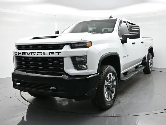 Used 2022 SUMMIT WHITE Chevrolet Custom image 3