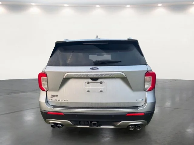 Used 2020 Silver Ford Platinum image 19