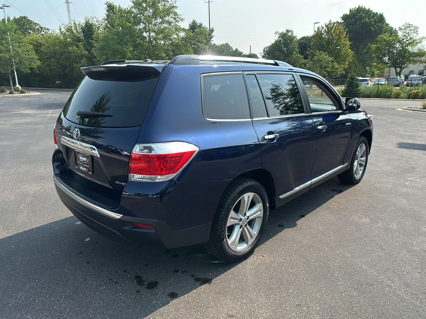 Used 2013 Nautical Blue Metallic Toyota Limited image 10