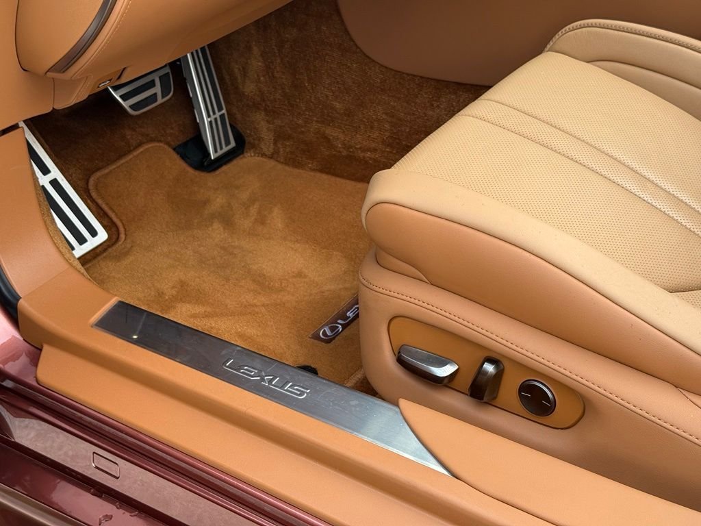 Used 2024 Brown Lexus 500 image 21