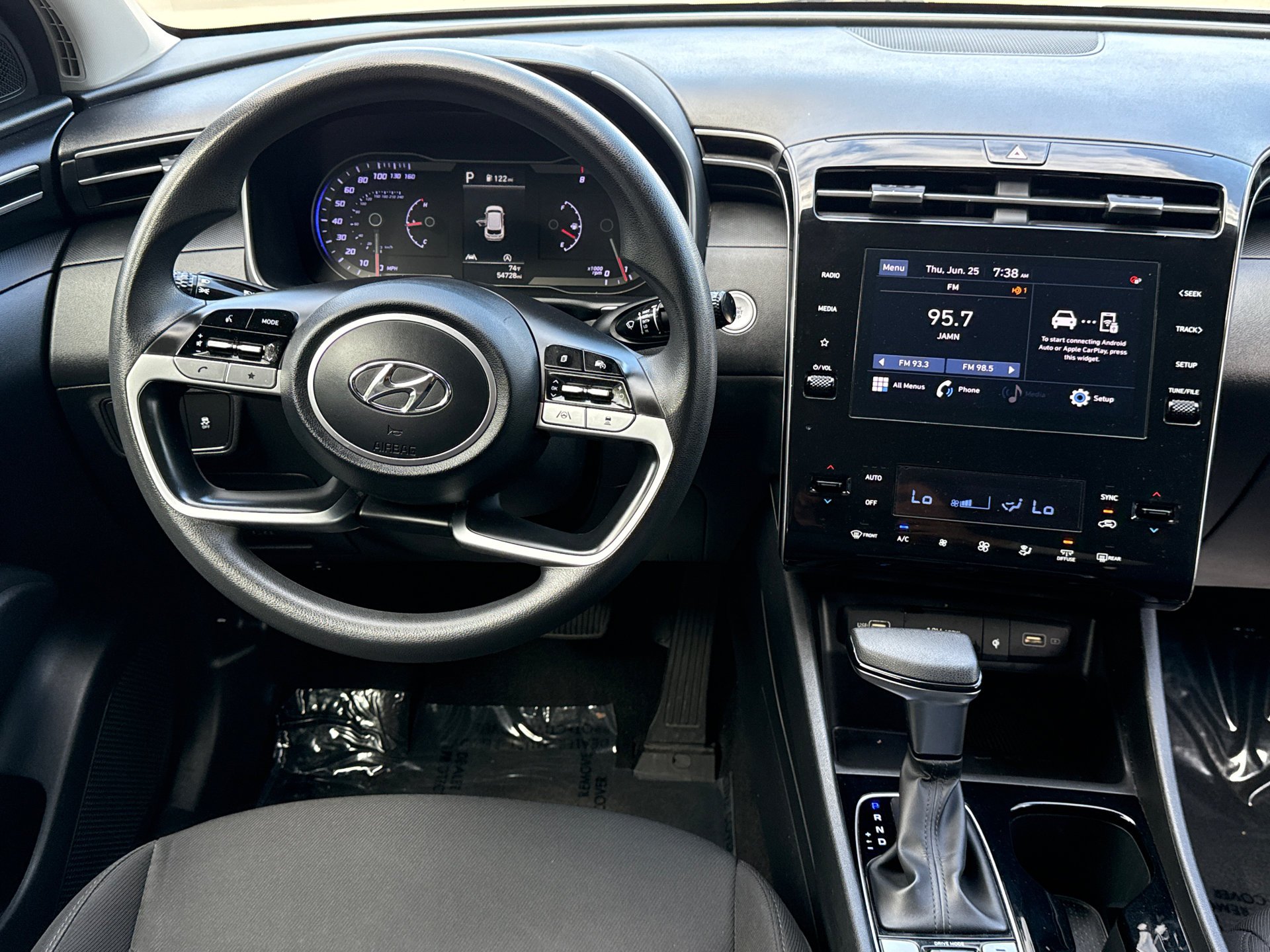 Used 2024 Shimmering Silver Hyundai SEL image 19