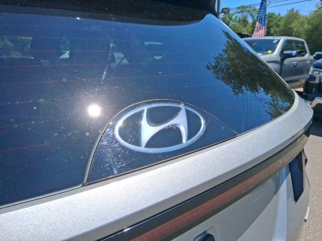 Used 2023 Shimmering Silver Hyundai SEL image 17