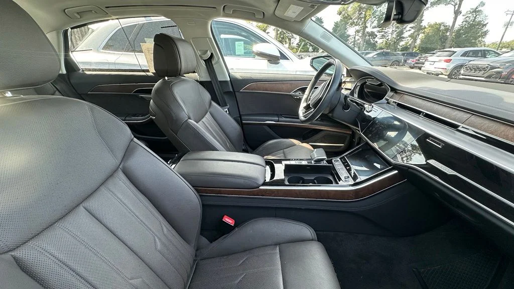 Used 2023 Mythos Black Metallic Audi L 55 image 5