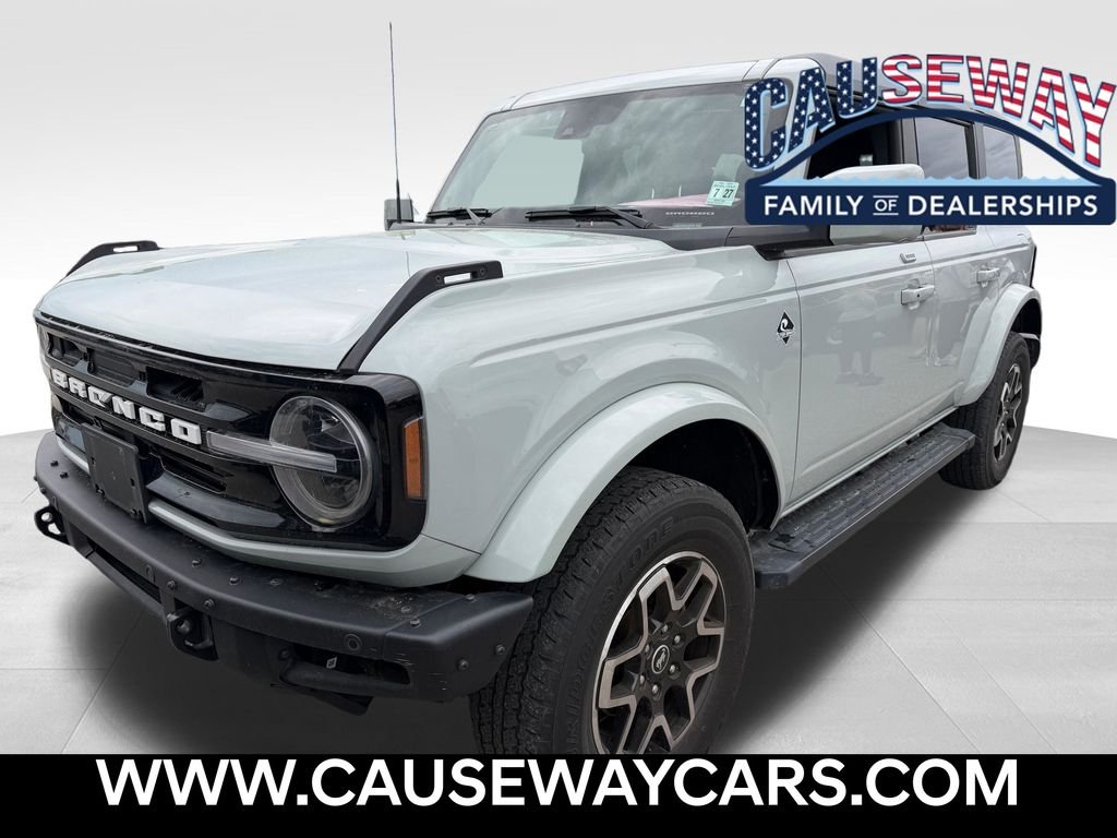 2022 Ford Bronco Outer Banks 4x4's photo