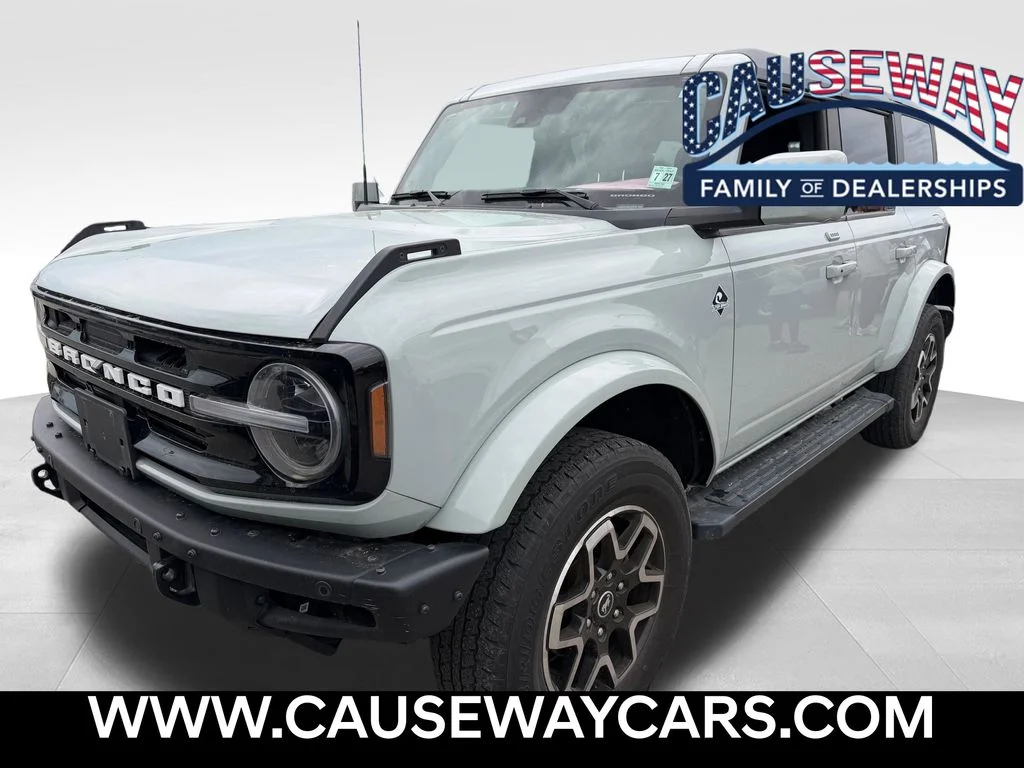 2022 Ford Bronco Outer Banks 4x4's photo