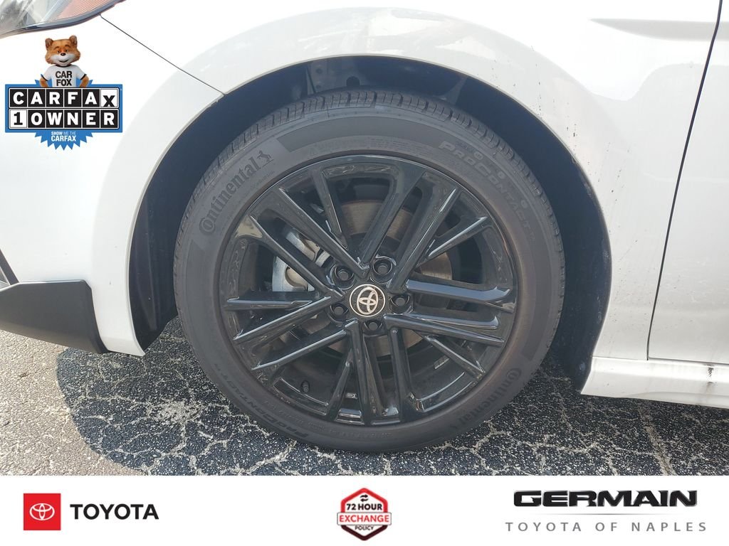 Used 2025 White Toyota SE image 13