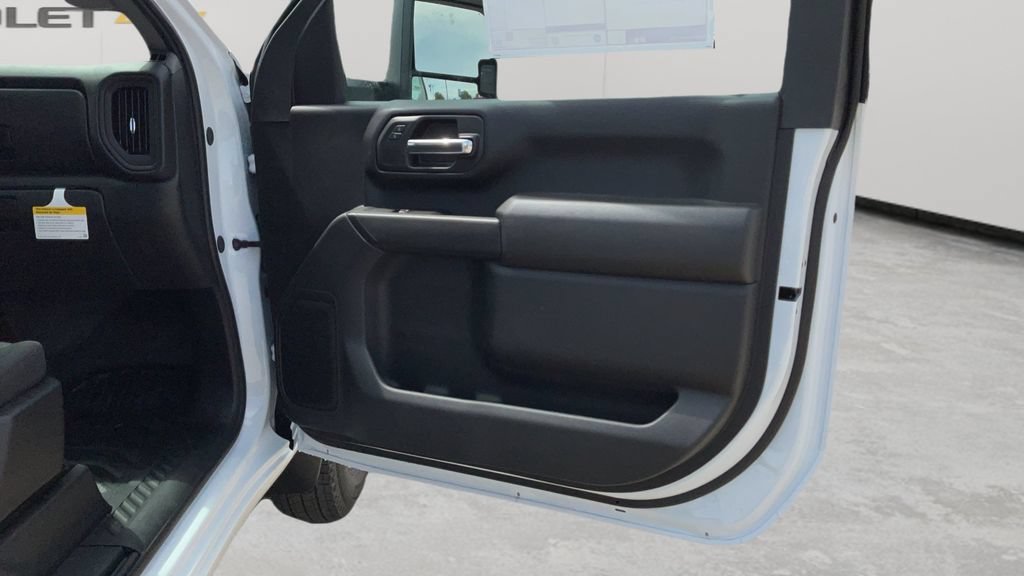 New 2026 Summit White Chevrolet Work Truck image 49
