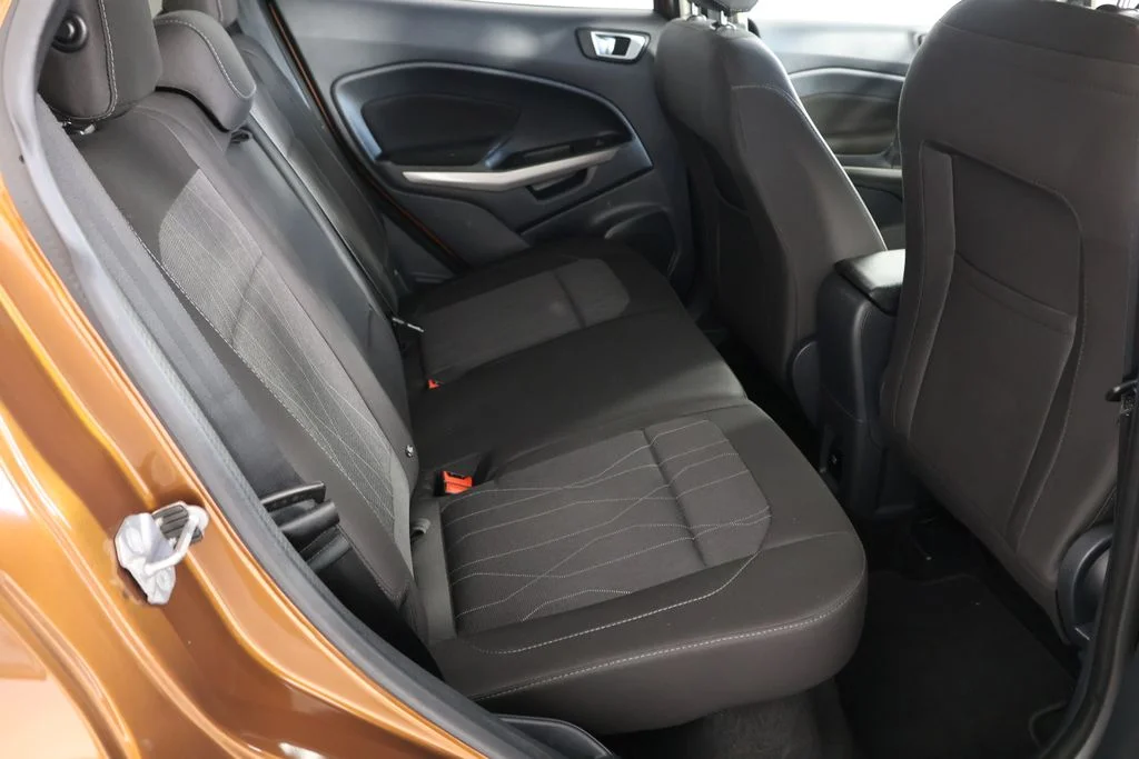 Used 2019 Orange Ford SE image 23