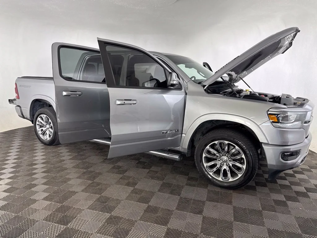 Used 2020 Silver Ram Laramie image 13
