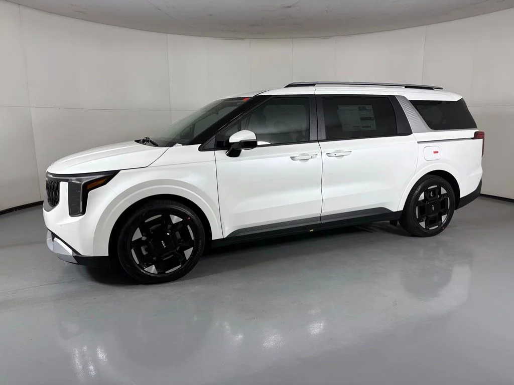 New 2026 White Kia EX image 5