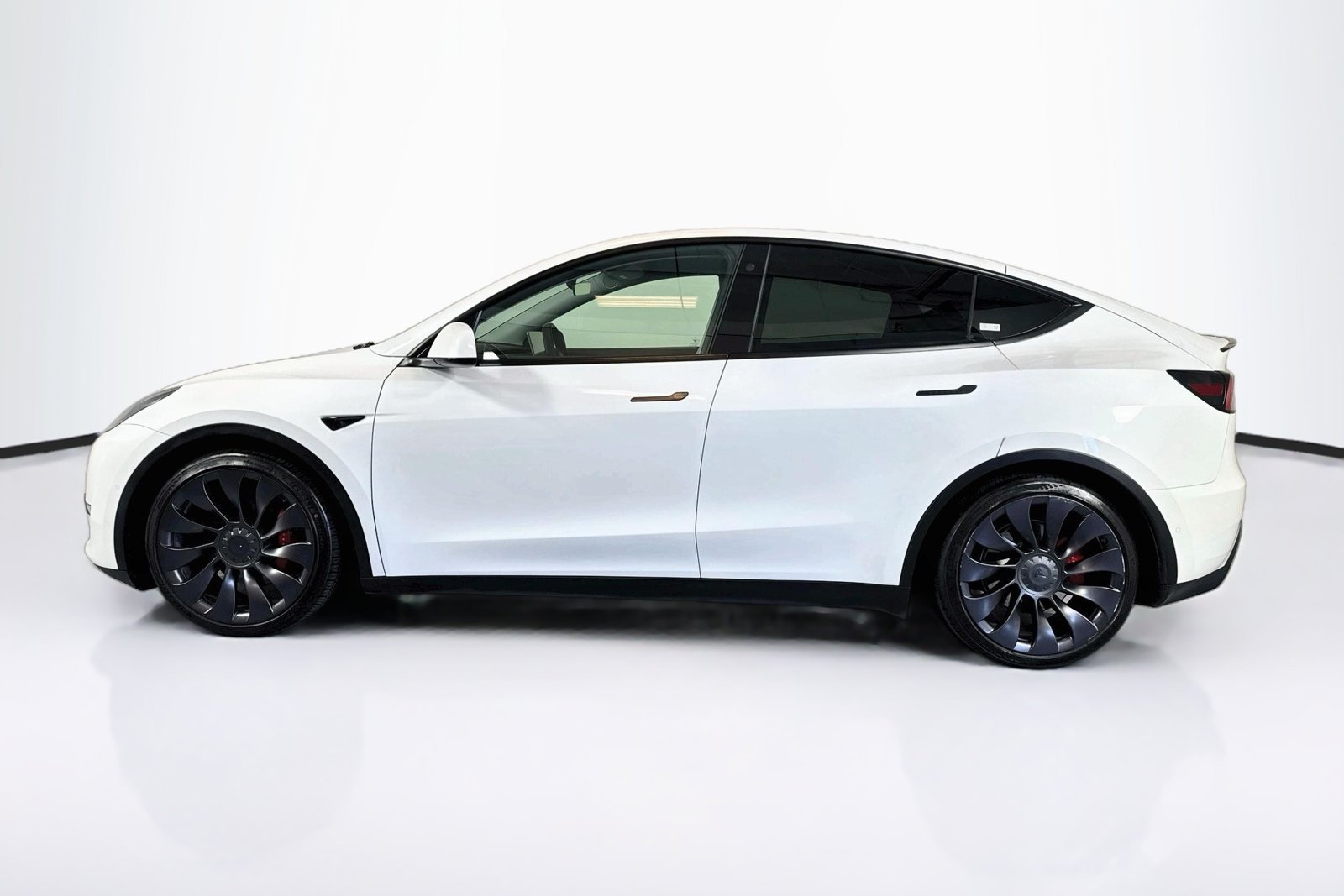 Used 2021 Pearl White Multi-Coat Tesla Performance image 8