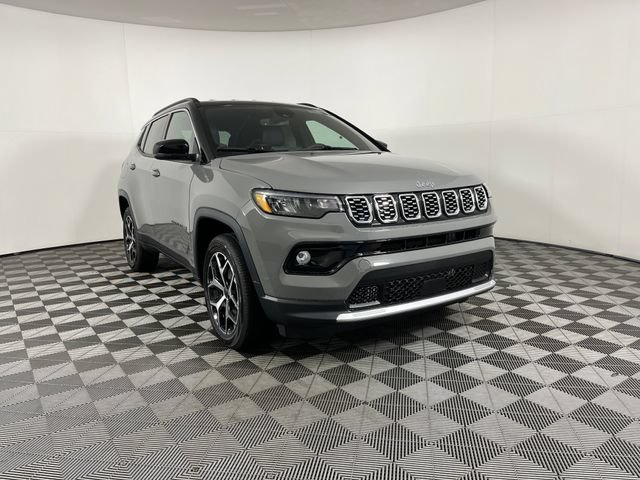 New 2026 Sting-Gray Clear-Coat Exterior Paint Jeep Limited image 4
