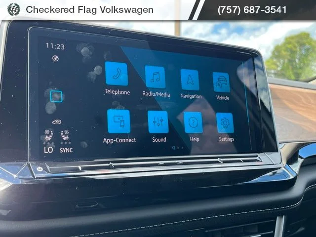 New 2026 White Volkswagen 2.0T SE image 38