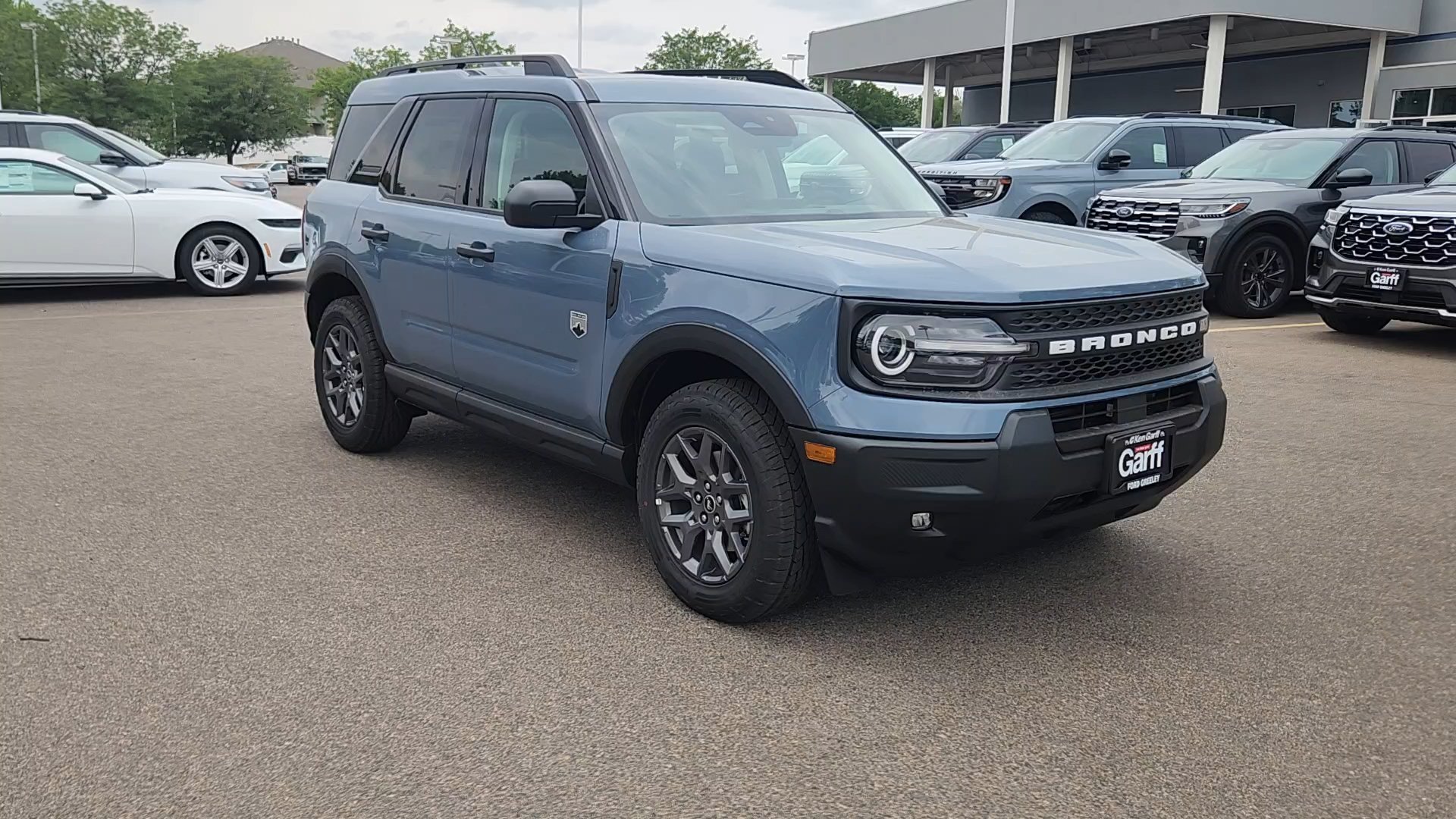 New 2026 Azure Gray Metallic Tri-Coat Ford Big Bend image 14