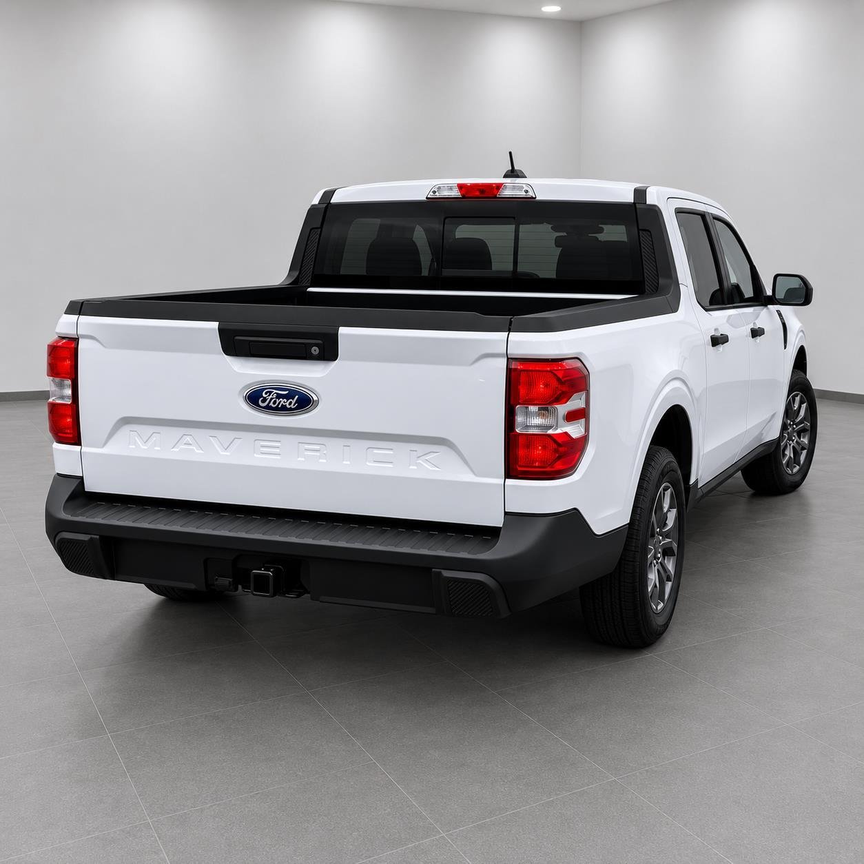Used 2026 WHITE FORD XLT image 4