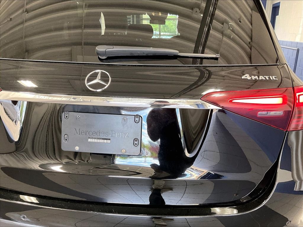Used 2025 Black Mercedes-Benz GLE 350 image 29