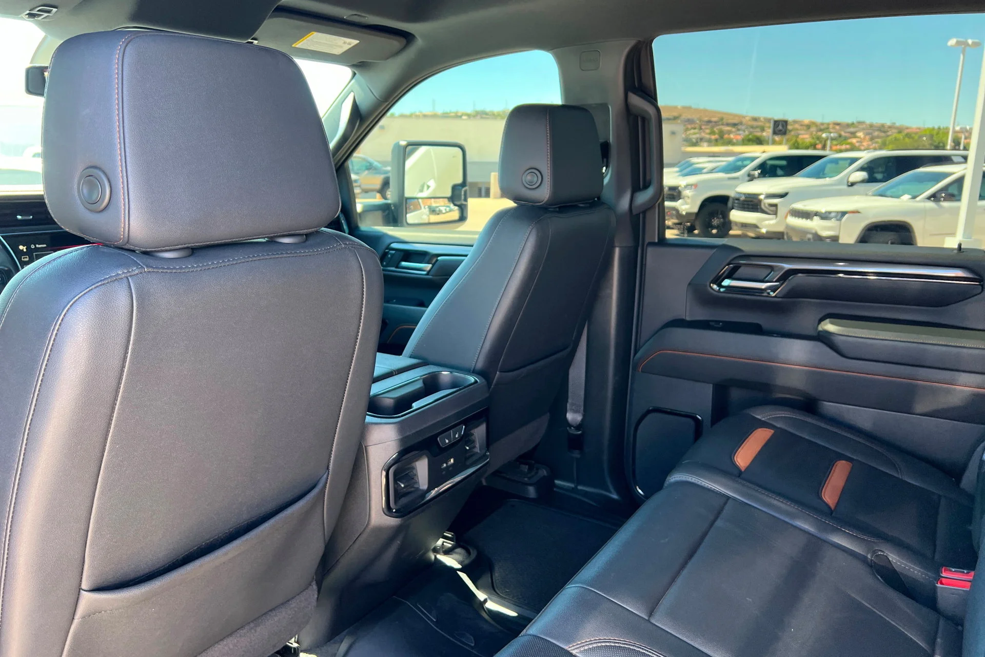 Used 2024 Summit White GMC AT4 image 19