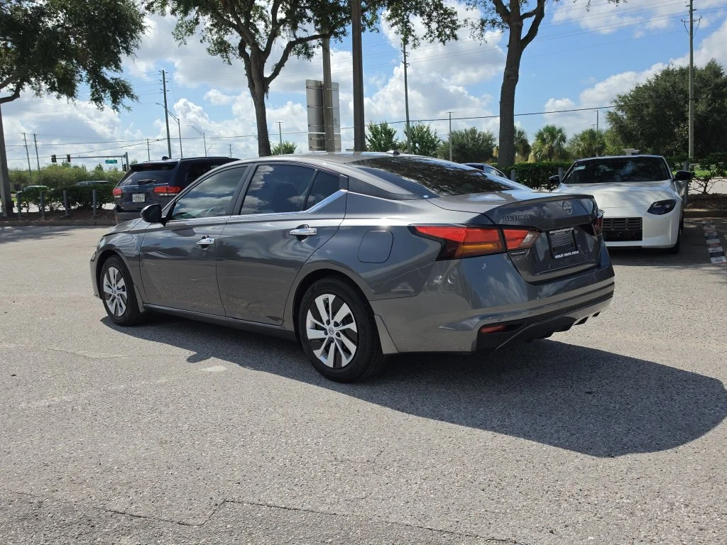 Used 2025 Gray Nissan 2.5 S image 6