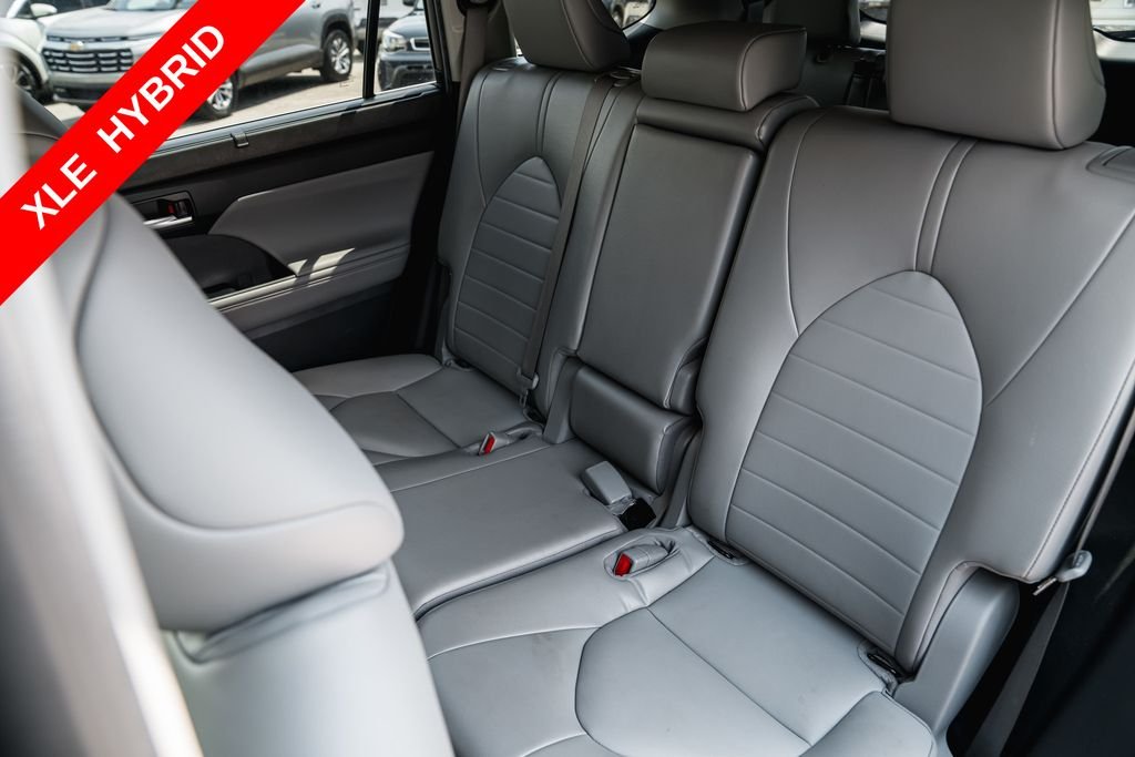 Used 2022 Magnetic Gray Metallic Toyota XLE image 23