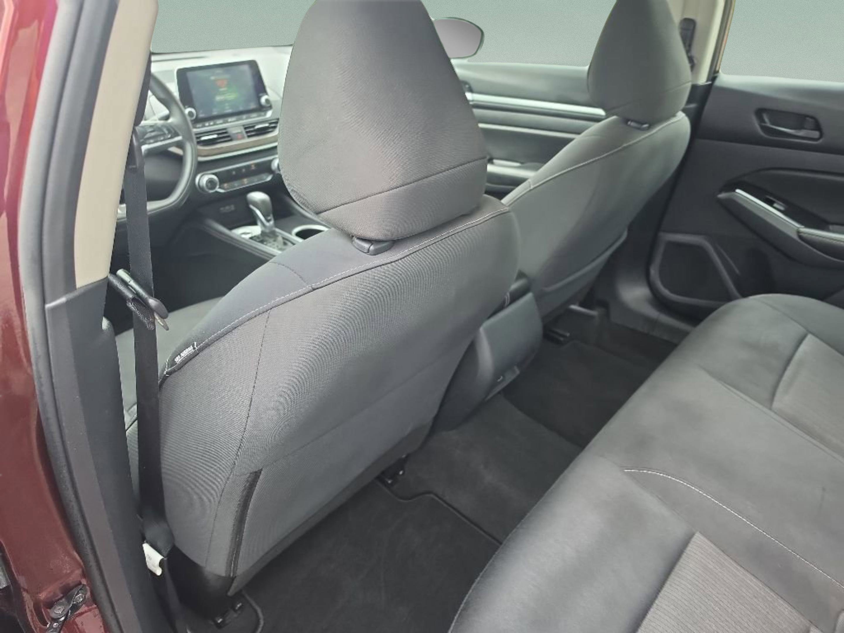 Used 2023 Red/red Nissan 2.5 SV image 22