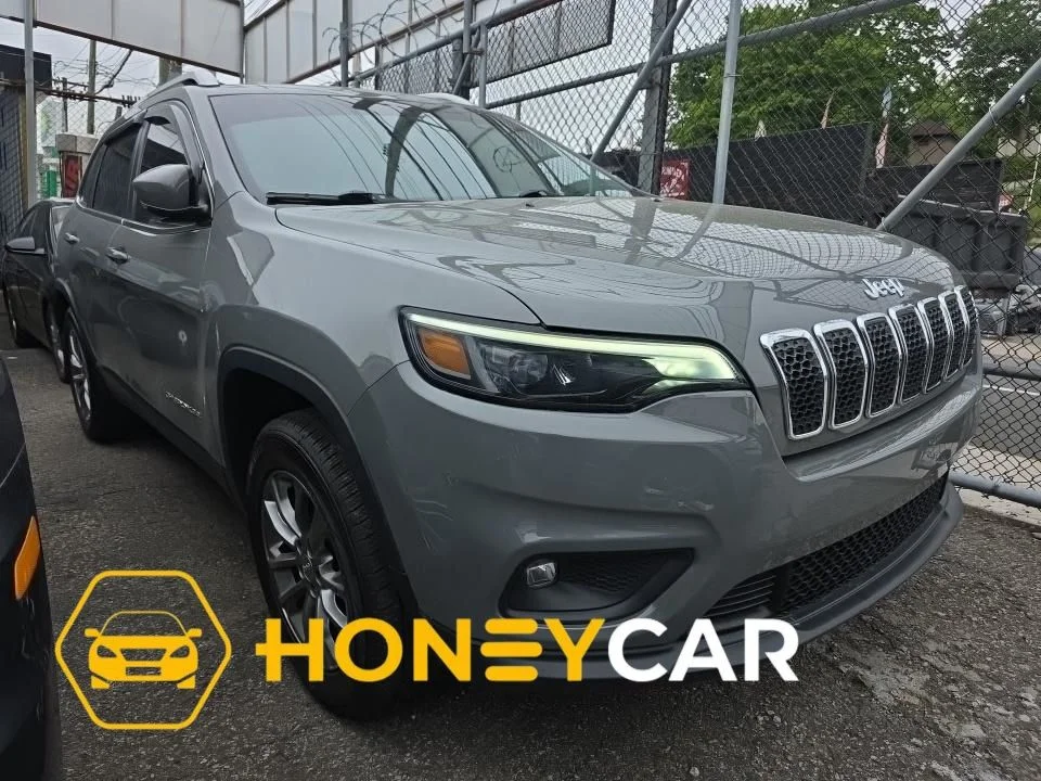2020 Jeep Cherokee Latitude Plus 4X4's photo
