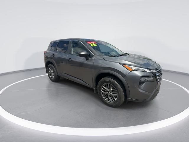 Used 2026 Gray Nissan S image 3