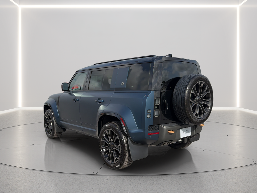 New 2026 Sargasso Blue Land Rover OCTA image 15