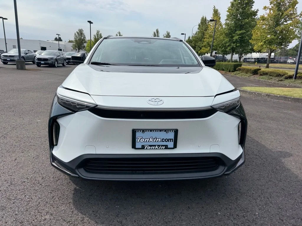 Used 2024 Pearl Toyota Limited image 2