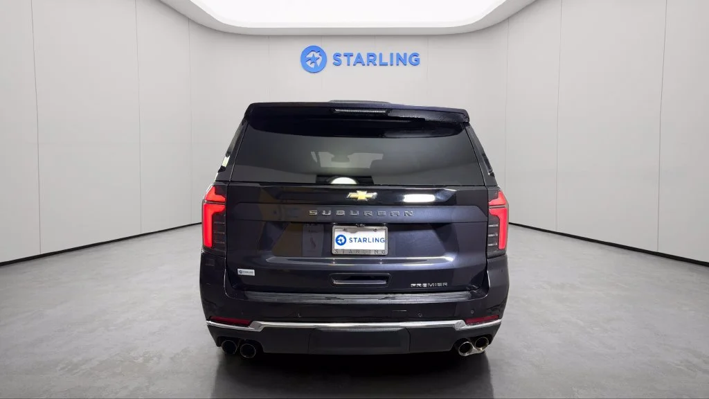2025 Chevrolet Suburban Premier - Photo 7