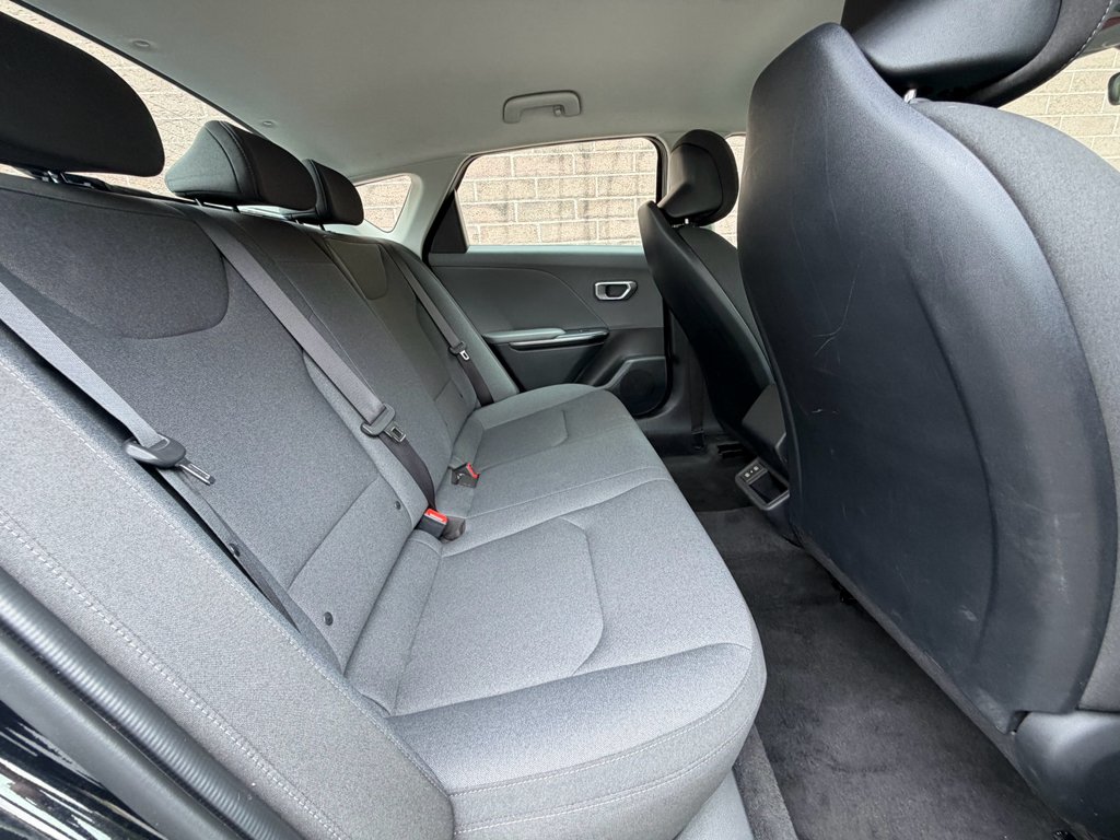 Used 2025 Aurora Black Pearl Kia LXS image 17