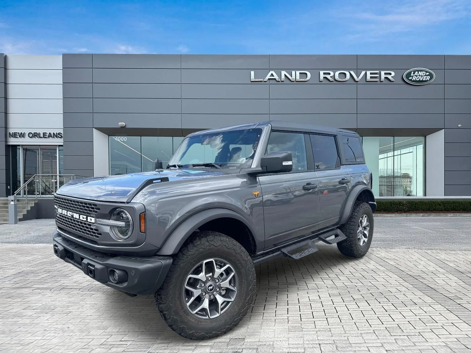 2023 Ford Bronco 4-Door Badlands
