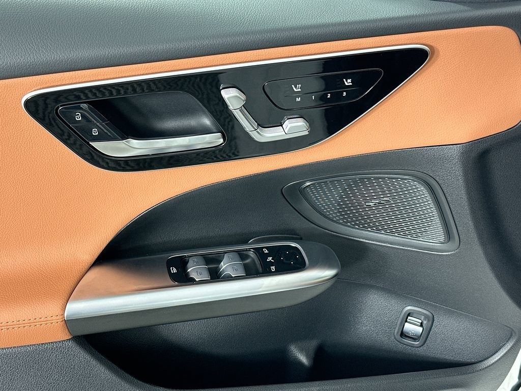 New 2026 Polar White Mercedes-Benz C 300 image 51