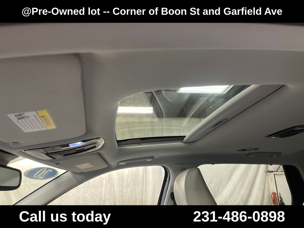 Used 2020 Gray Hyundai SEL image 13