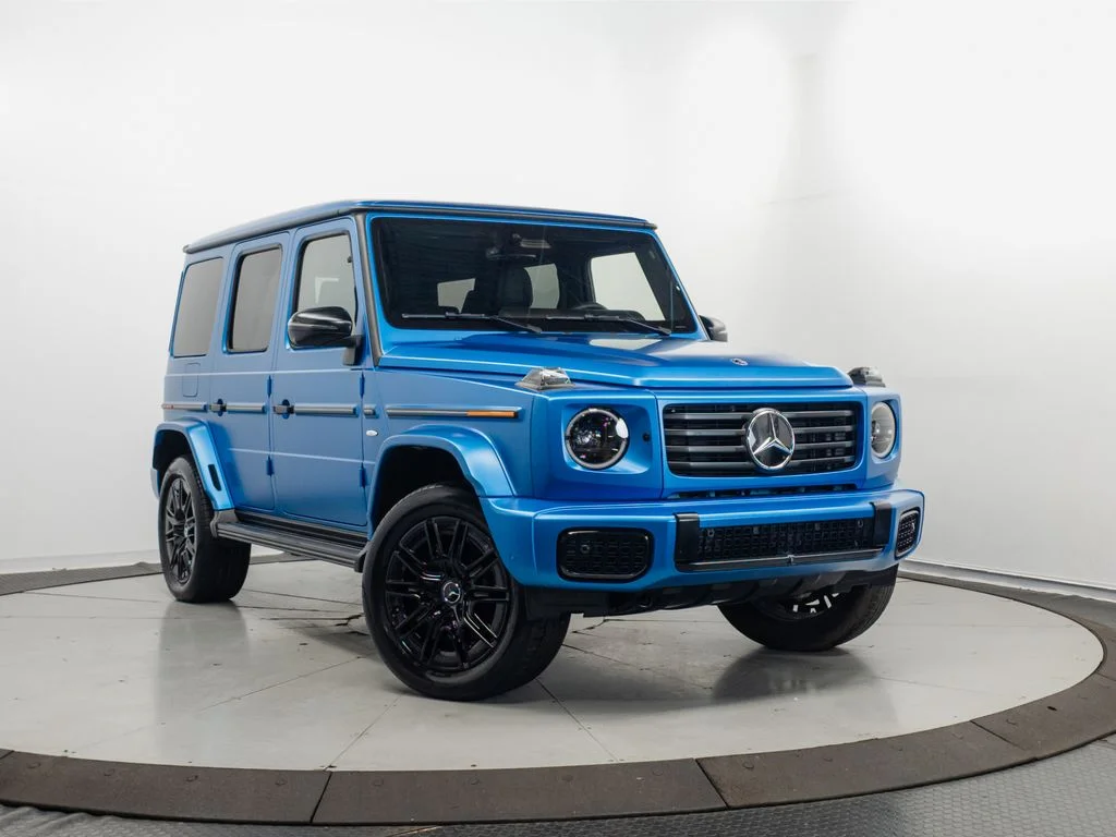 Certified Used 2025 MANUFAKTUR South Sea Blue Magno Mercedes-Benz G 580 image 1