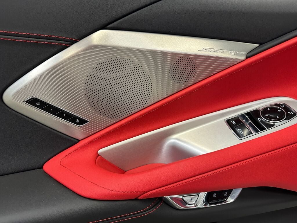 2023 Chevrolet Corvette 2LT - Photo 7