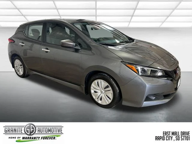 Used 2025 Gray Nissan S image 7