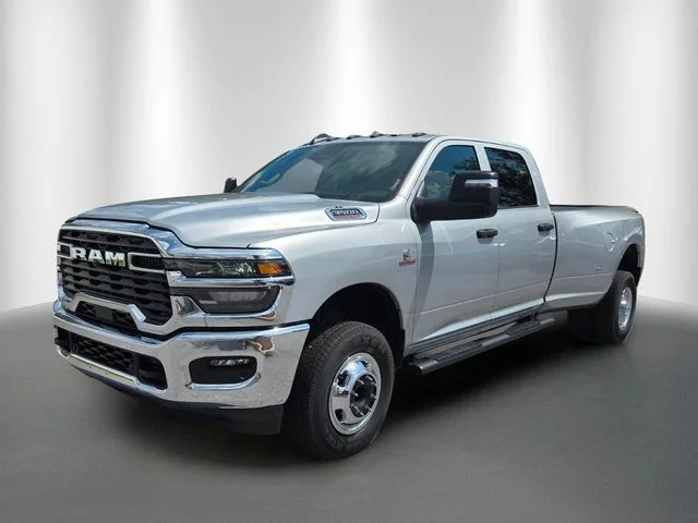 New 2026 Silver-Zynith Exterior Paint RAM Tradesman image 2