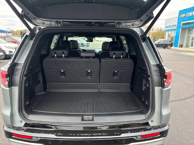 New 2027 Sterling Metallic GMC Denali image 27