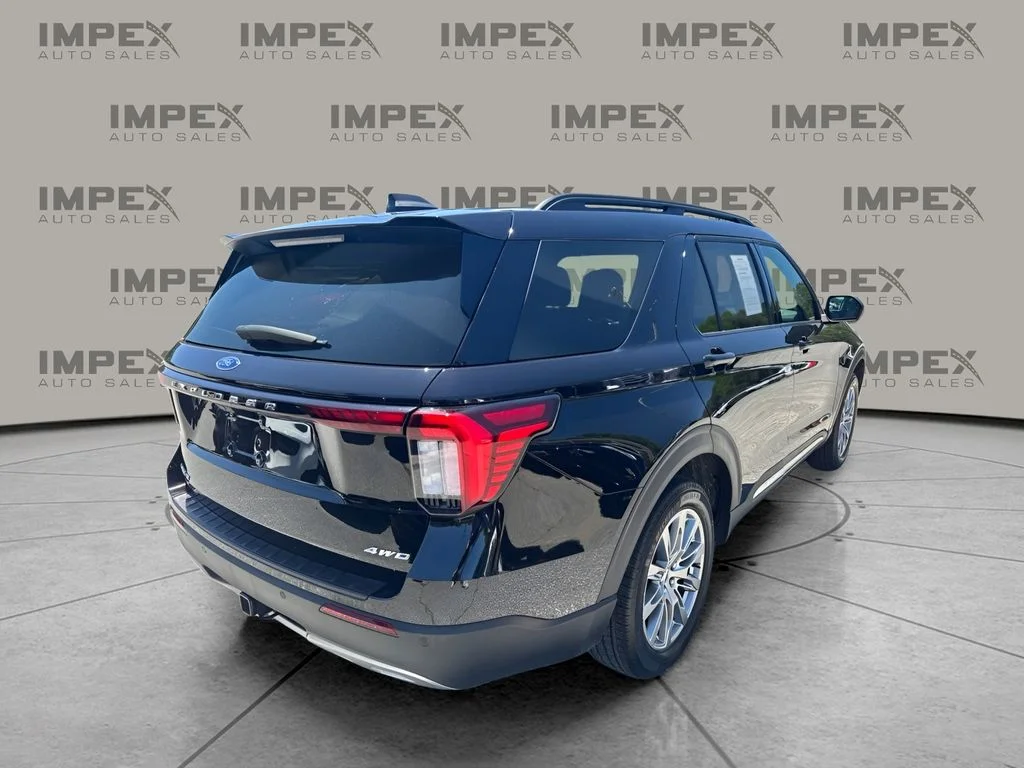 Used 2025 Black Ford Active image 5
