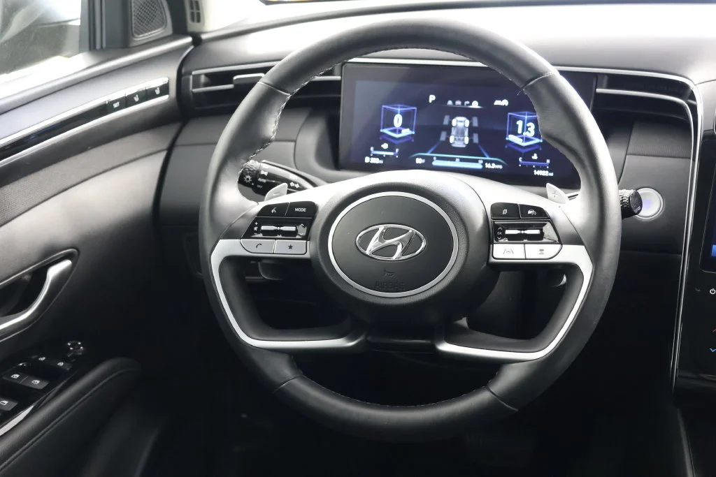 Used 2024 Black Pearl Hyundai Limited image 10