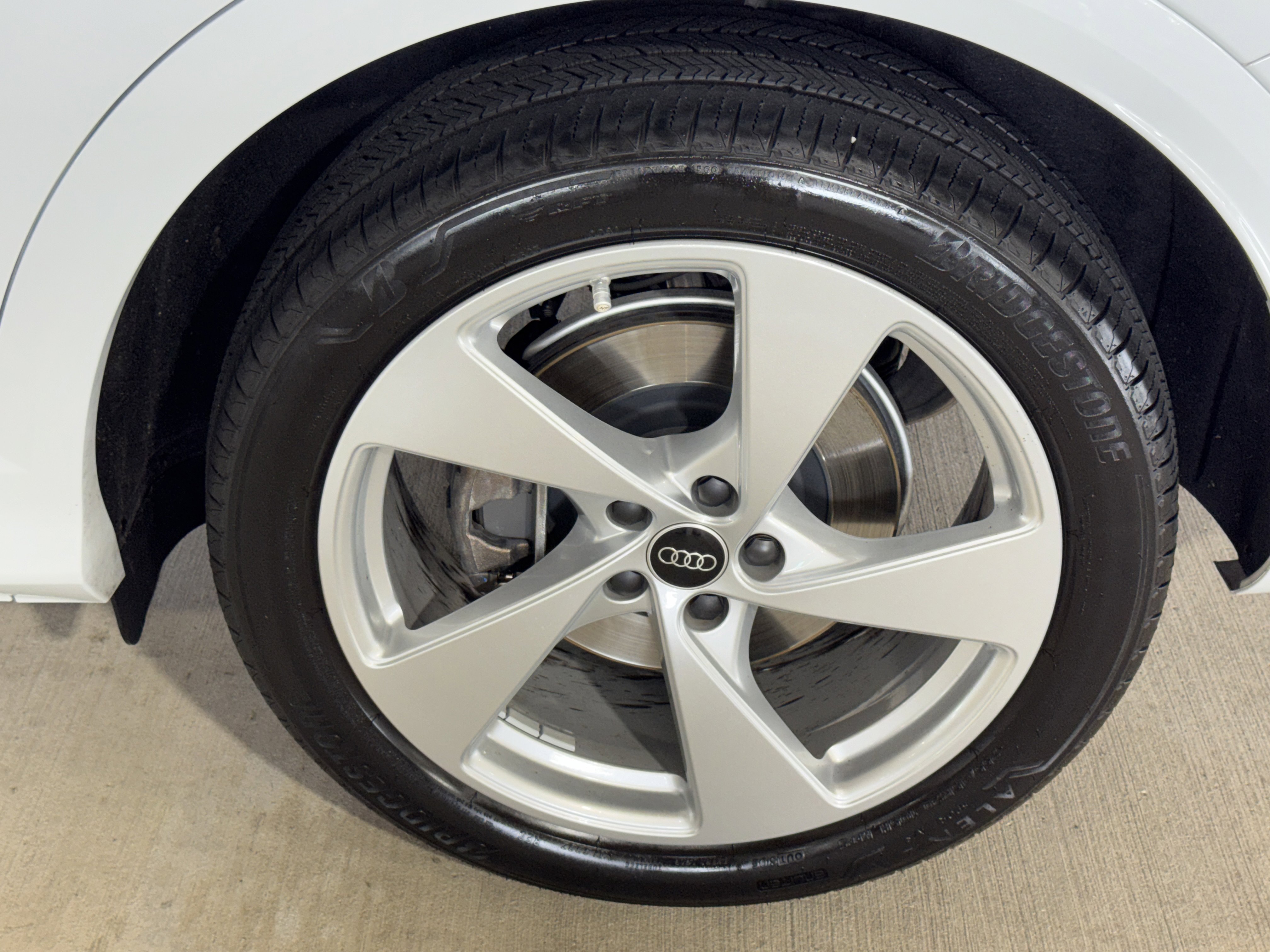 Used 2025 Arkona White Audi Prestige image 36