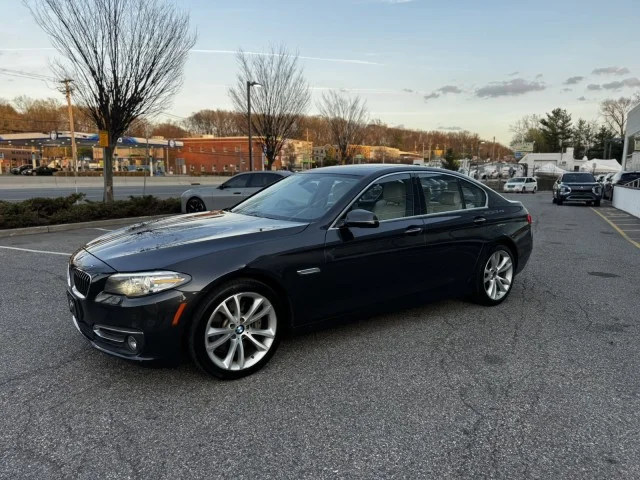 2015 BMW 5 Series 535i xDrive Sedan Luxury Line's photo