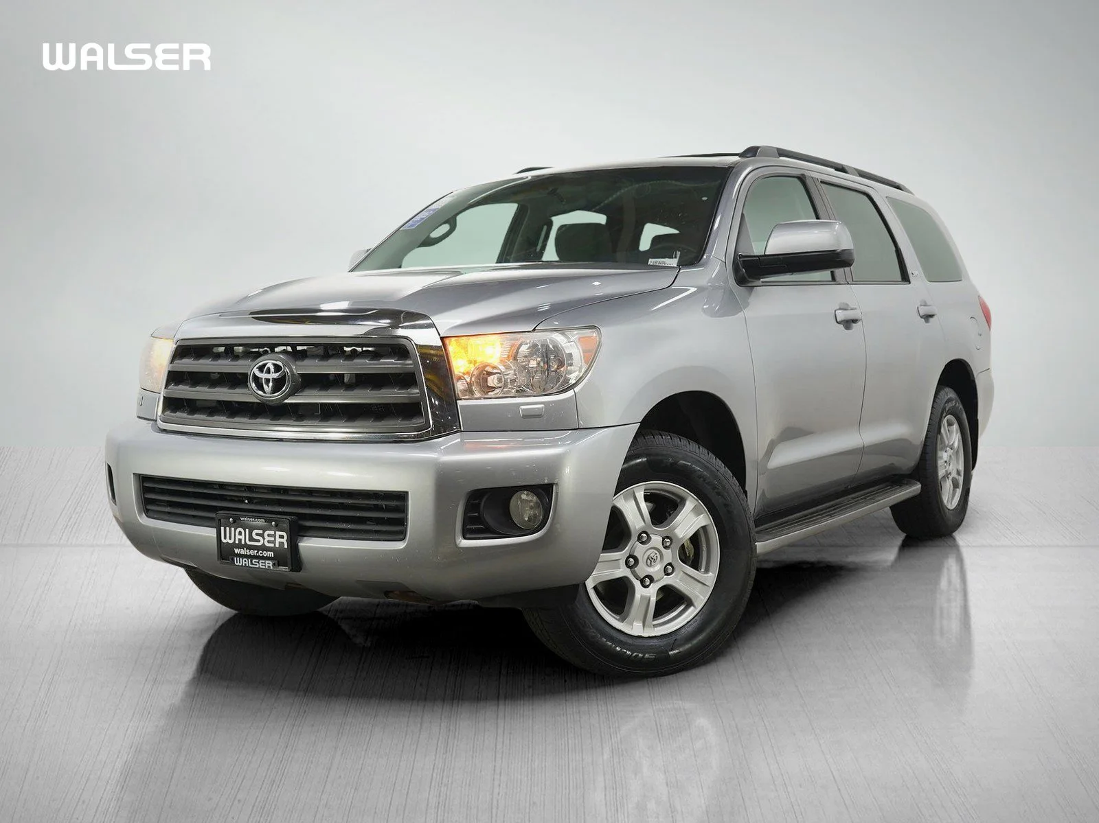 2010 Toyota Sequoia 5.7 Auto 4WD SR5's photo