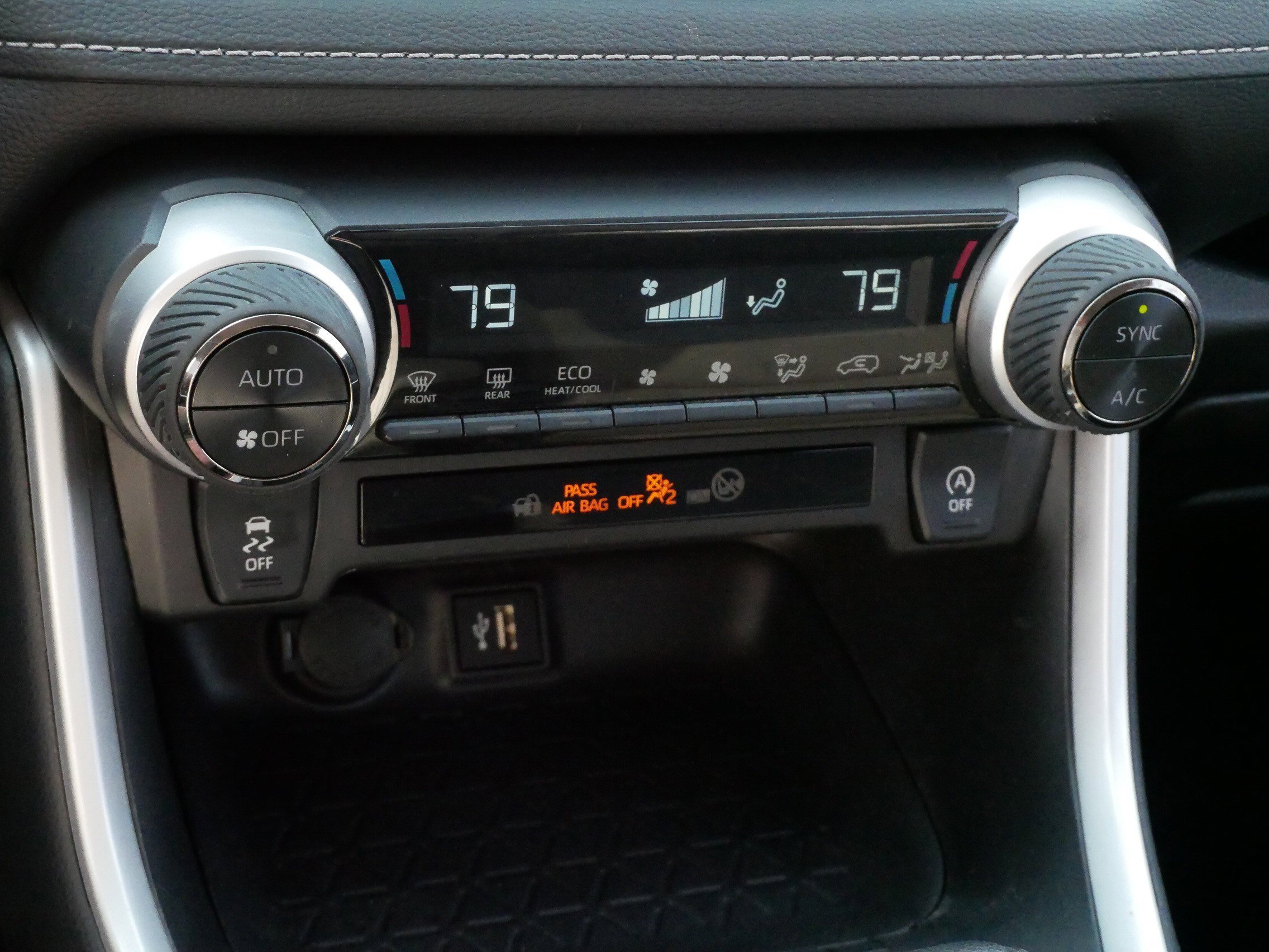Certified Used 2025 ATTITUDE BLACK MC. Toyota XLE image 23