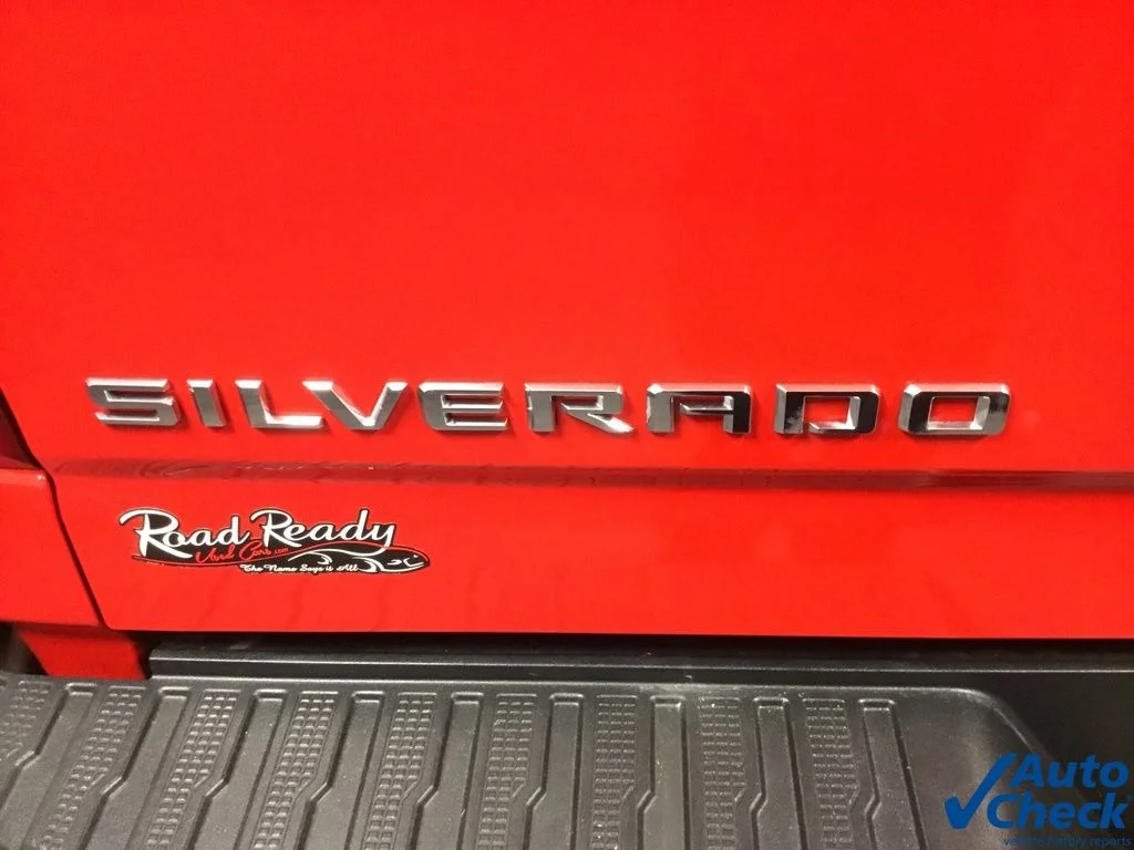 Used 2020 Red Chevrolet Work Truck image 18