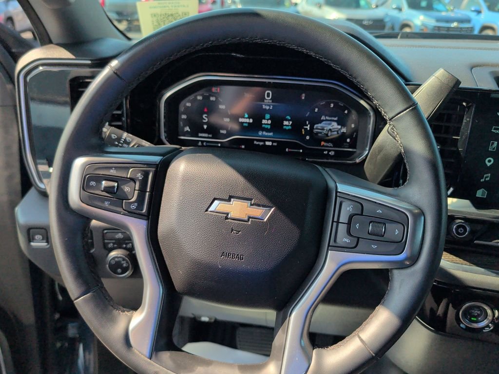 Used 2024 Lakeshore Blue Metallic Chevrolet LT image 14