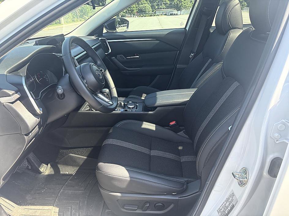 Used 2024 Wind Chill Pearl Mazda 2.5 S Premium Package image 13