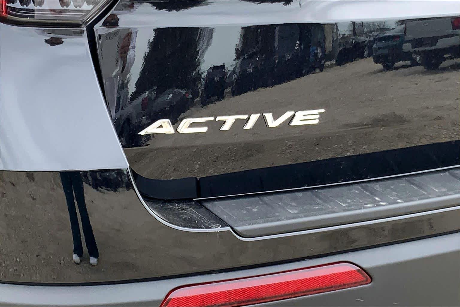 New 2026 Agate Black Metallic Ford Active image 14